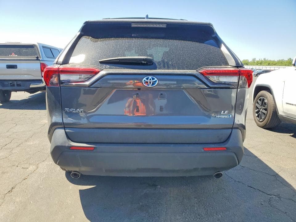 2021 TOYOTA RAV4 LE 6