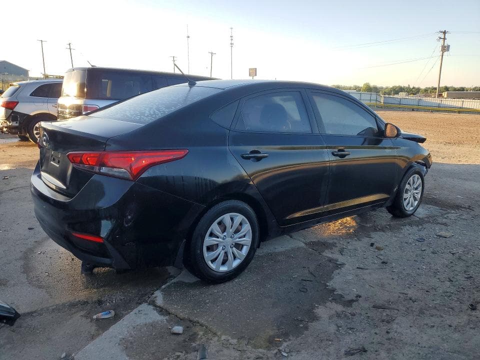 2020 HYUNDAI ACCENT SE 3