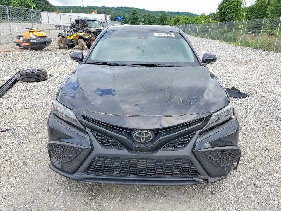 2022 TOYOTA CAMRY SE SE 5