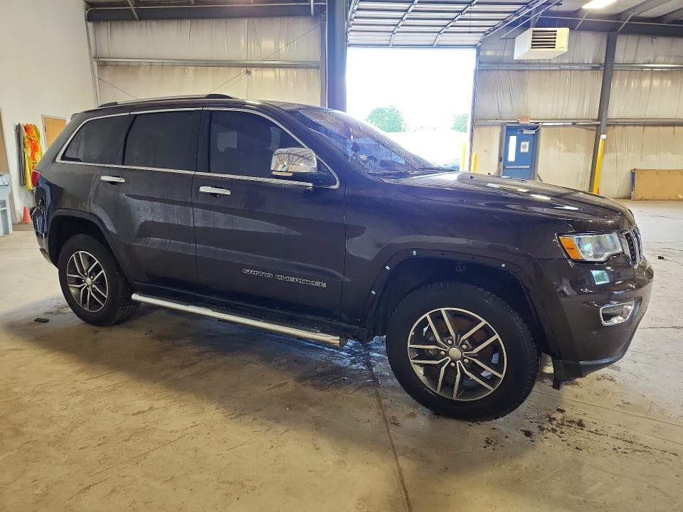 2017 JEEP GRAND CHEROKEE LIMITED 4