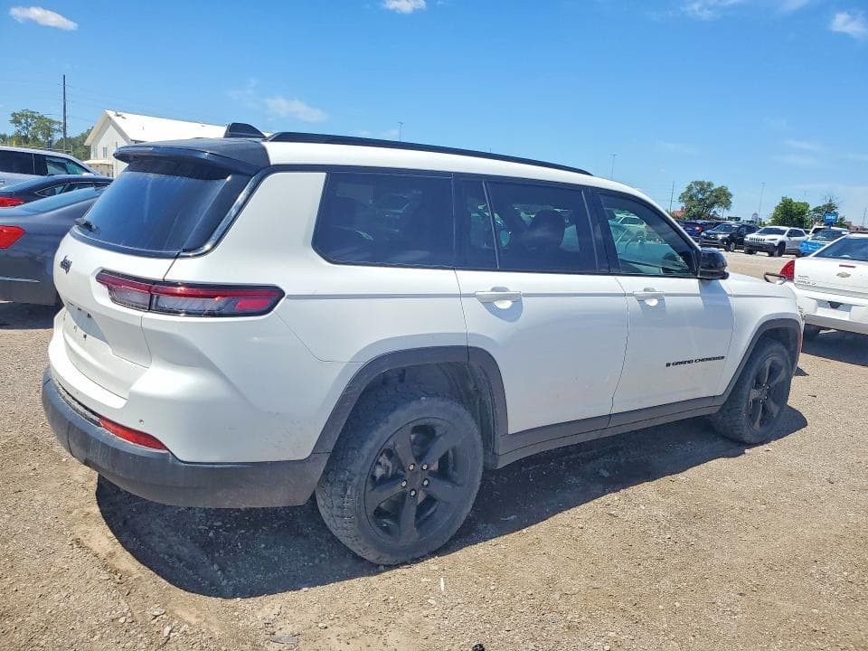 2021 JEEP GRAND CHEROKEE L LAREDO 3