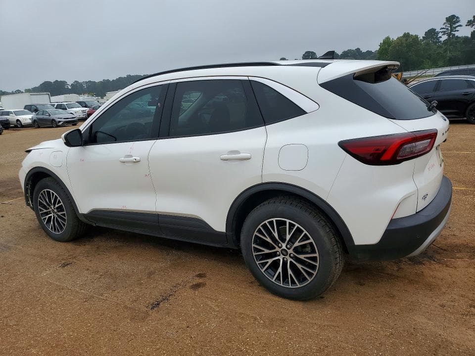 2023 FORD ESCAPE 2