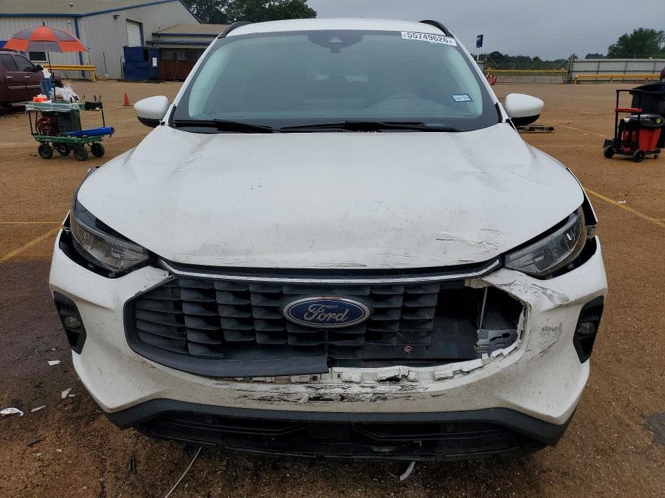 2023 FORD ESCAPE 5