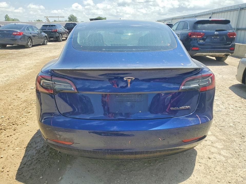 2018 TESLA MODEL 3 6