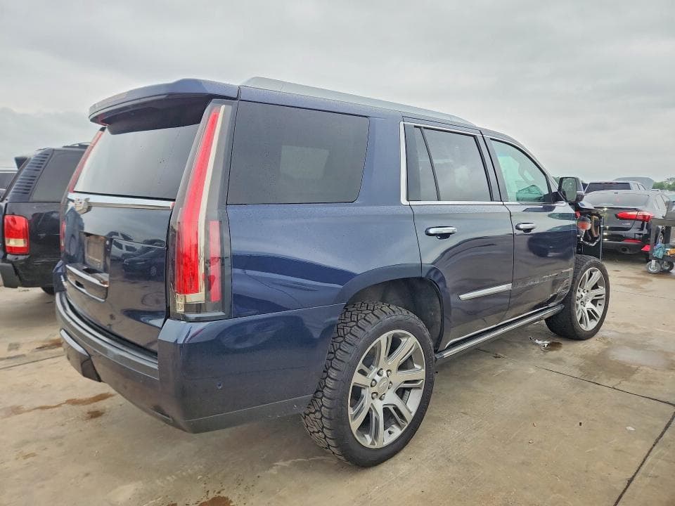 2020 CADILLAC ESCALADE PREMIUM LUXURY 3