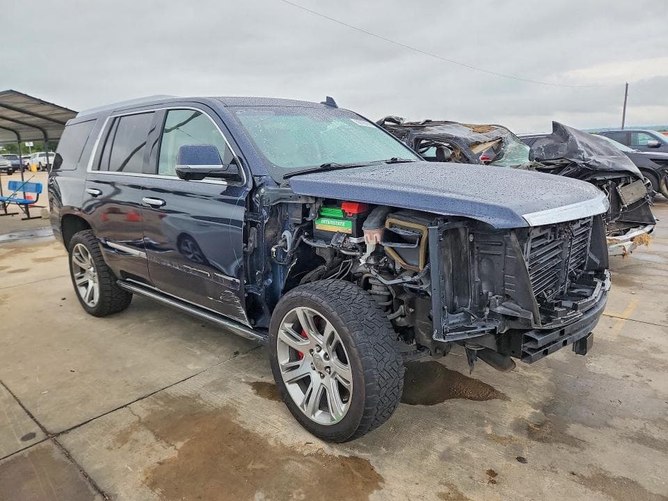 2020 CADILLAC ESCALADE PREMIUM LUXURY 4