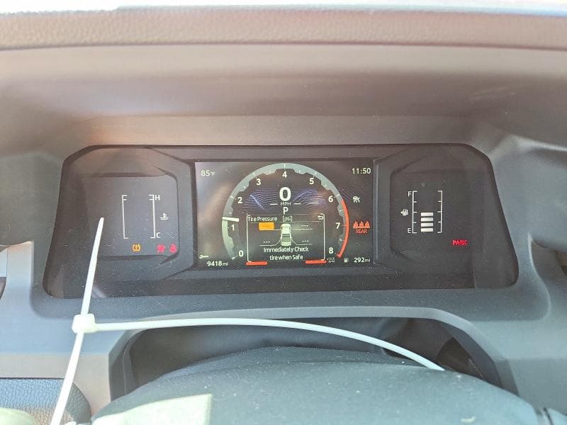 2026 TOYOTA TACOMA SR5 SR5 9