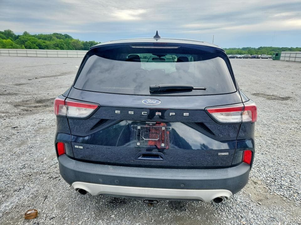 2021 FORD ESCAPE SE 6