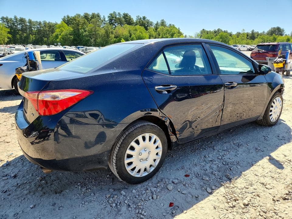 2019 TOYOTA COROLLA LE 3