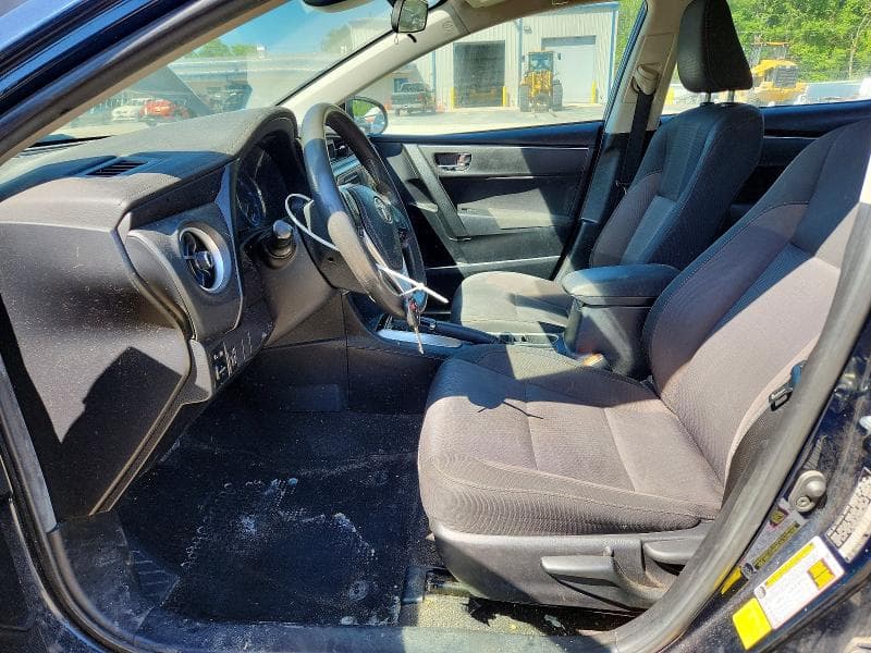 2019 TOYOTA COROLLA LE 7