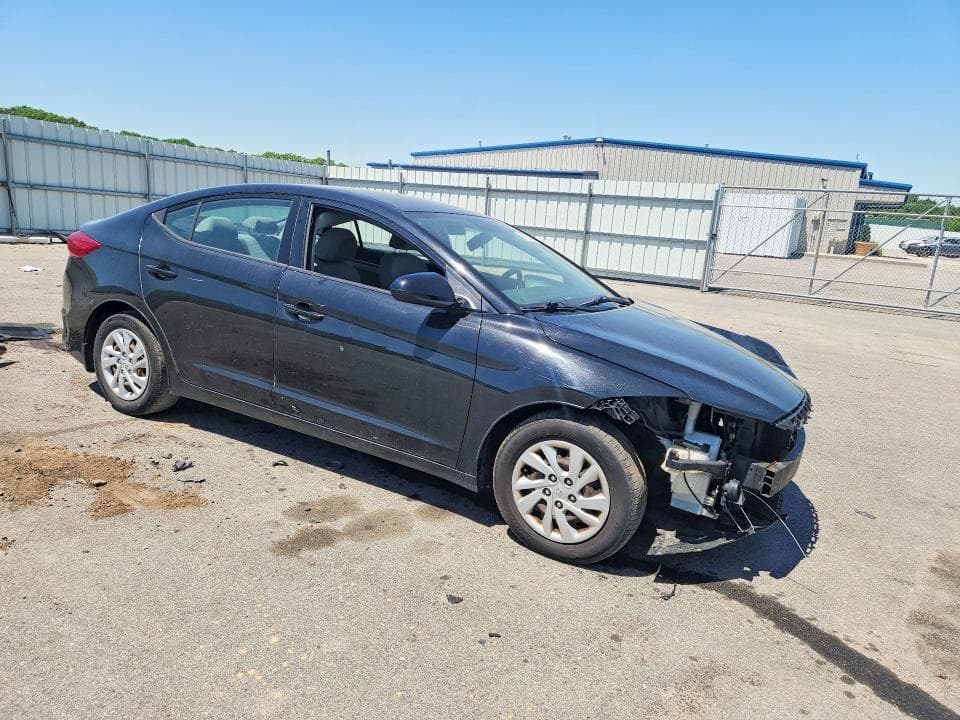 2018 HYUNDAI ELANTRA SE 4