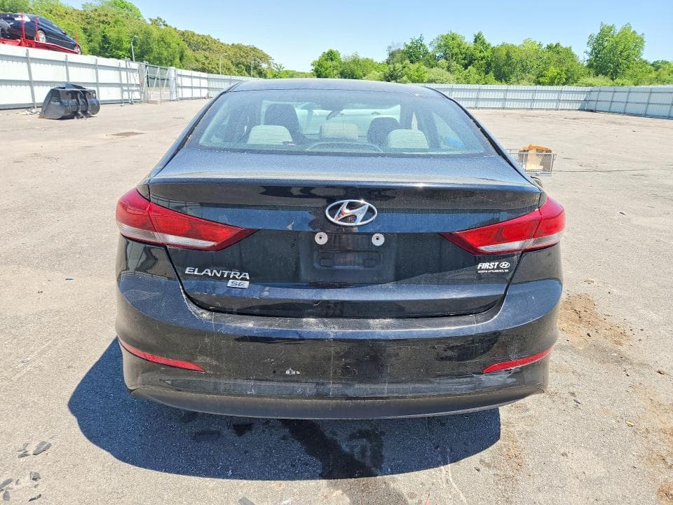2018 HYUNDAI ELANTRA SE 6