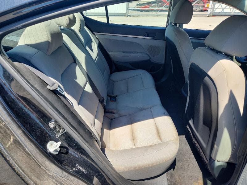 2018 HYUNDAI ELANTRA SE 10