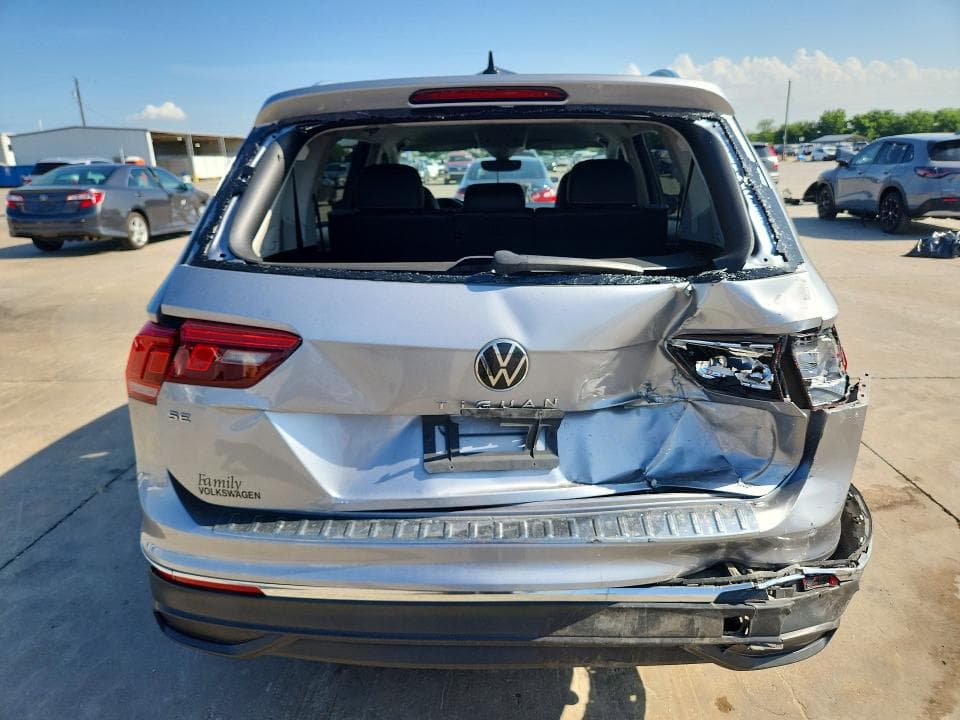 2022 VOLKSWAGEN TIGUAN SE SE 6