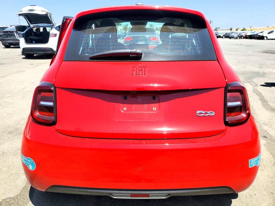 2024 FIAT 500 E RED 6