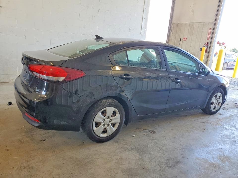 2017 KIA FORTE LX 3