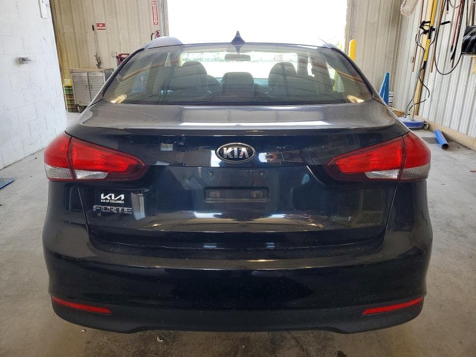 2017 KIA FORTE LX 6