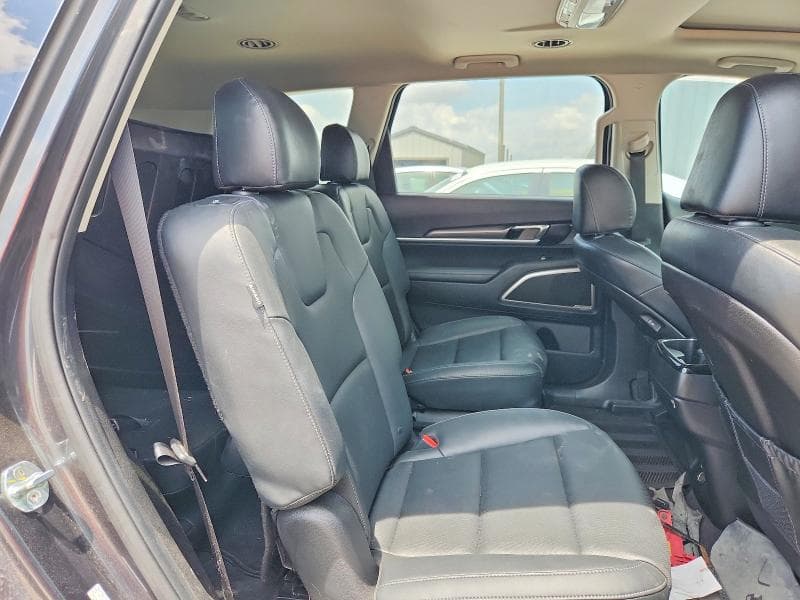 2023 KIA TELLURIDE S 11