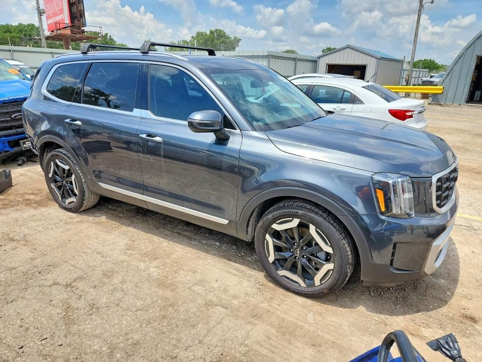 2023 KIA TELLURIDE S 4