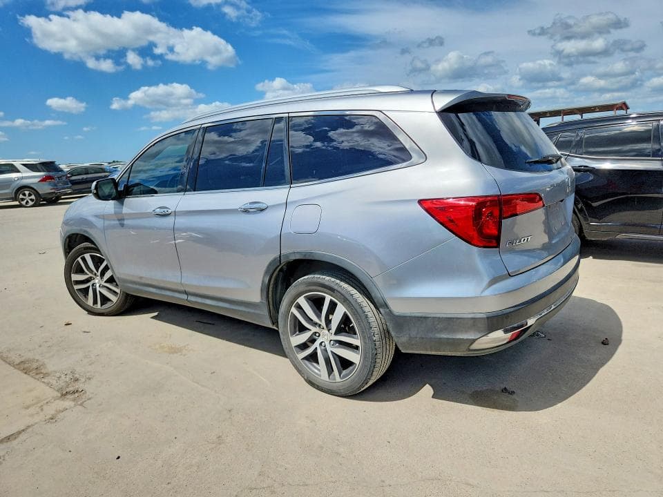 2017 HONDA PILOT TOURING 2
