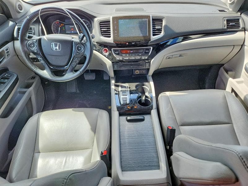 2017 HONDA PILOT TOURING 8
