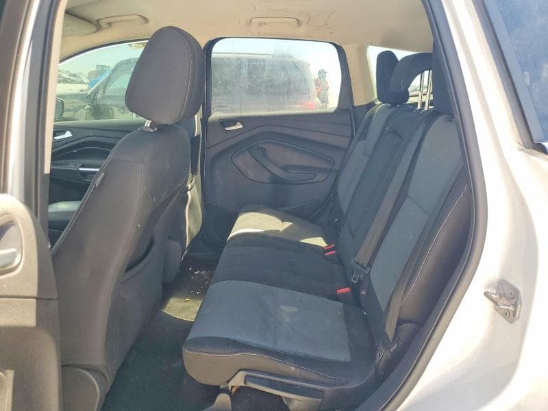 2017 FORD ESCAPE SE 11