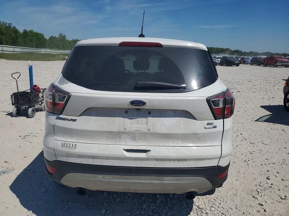 2017 FORD ESCAPE SE 6