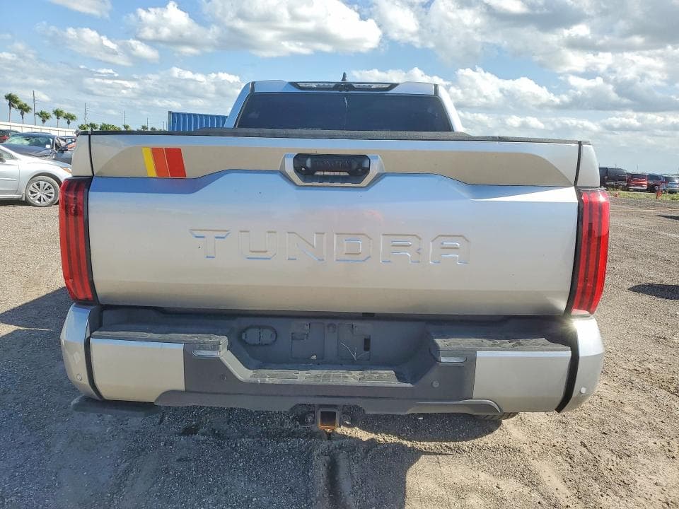 2025 TOYOTA TUNDRA SR5 6