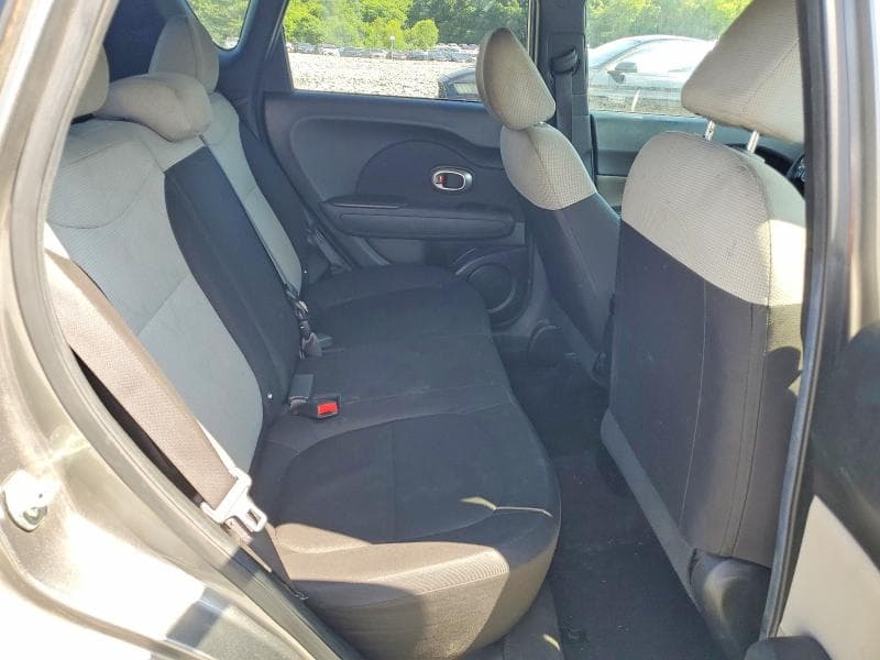 2016 KIA SOUL BASE 11