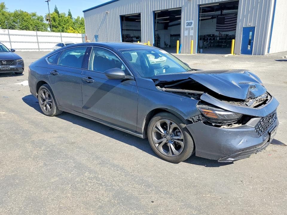 2024 HONDA ACCORD 4