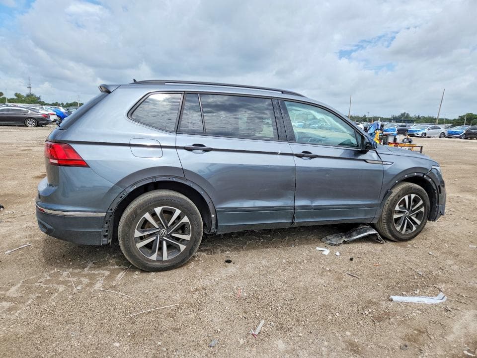 2022 VOLKSWAGEN TIGUAN S 3
