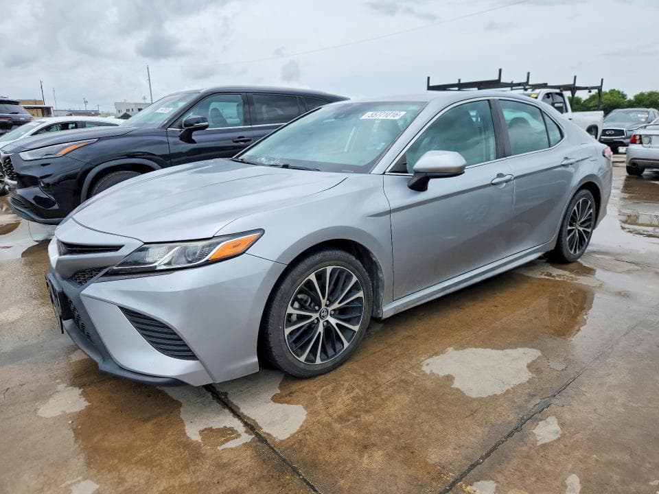 2020 TOYOTA CAMRY SE SE - 1