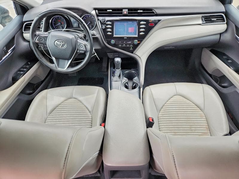 2020 TOYOTA CAMRY SE SE 8