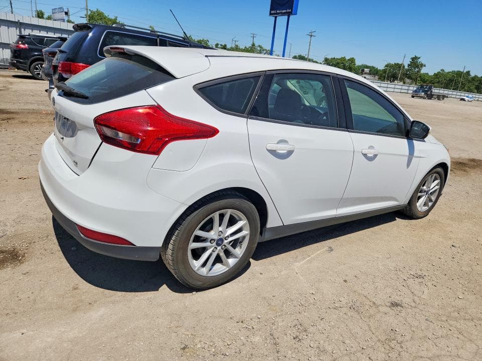 2017 FORD FOCUS SE SE 3