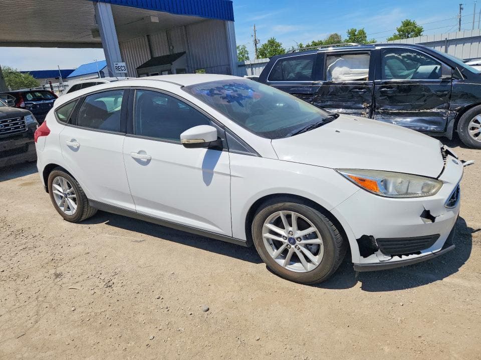 2017 FORD FOCUS SE SE 4