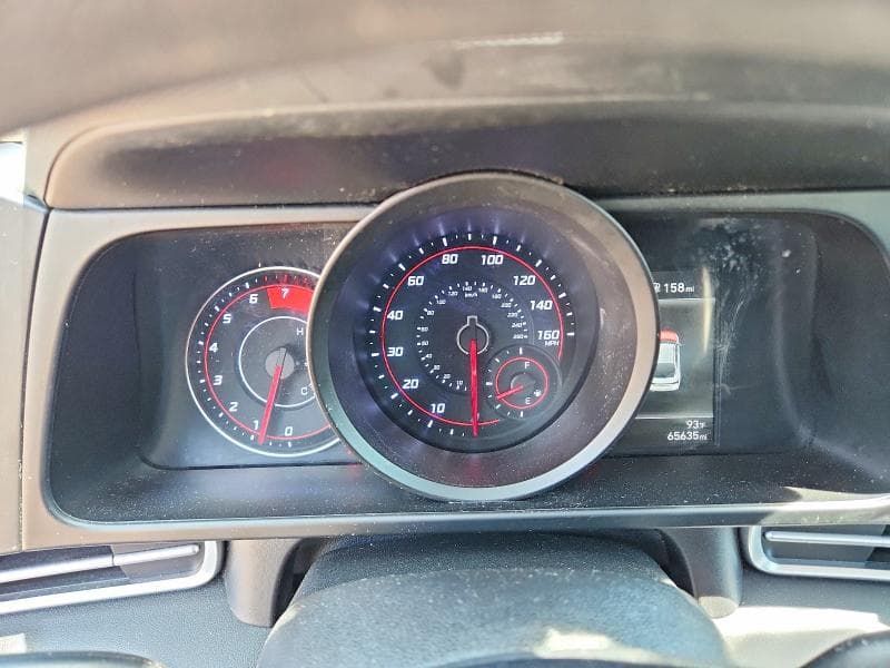 2023 HYUNDAI ELANTRA SEL SEL 9