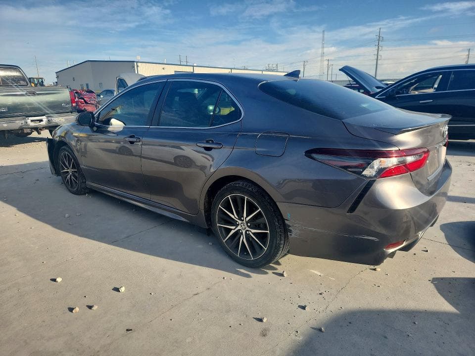 2021 TOYOTA CAMRY SE SE 2