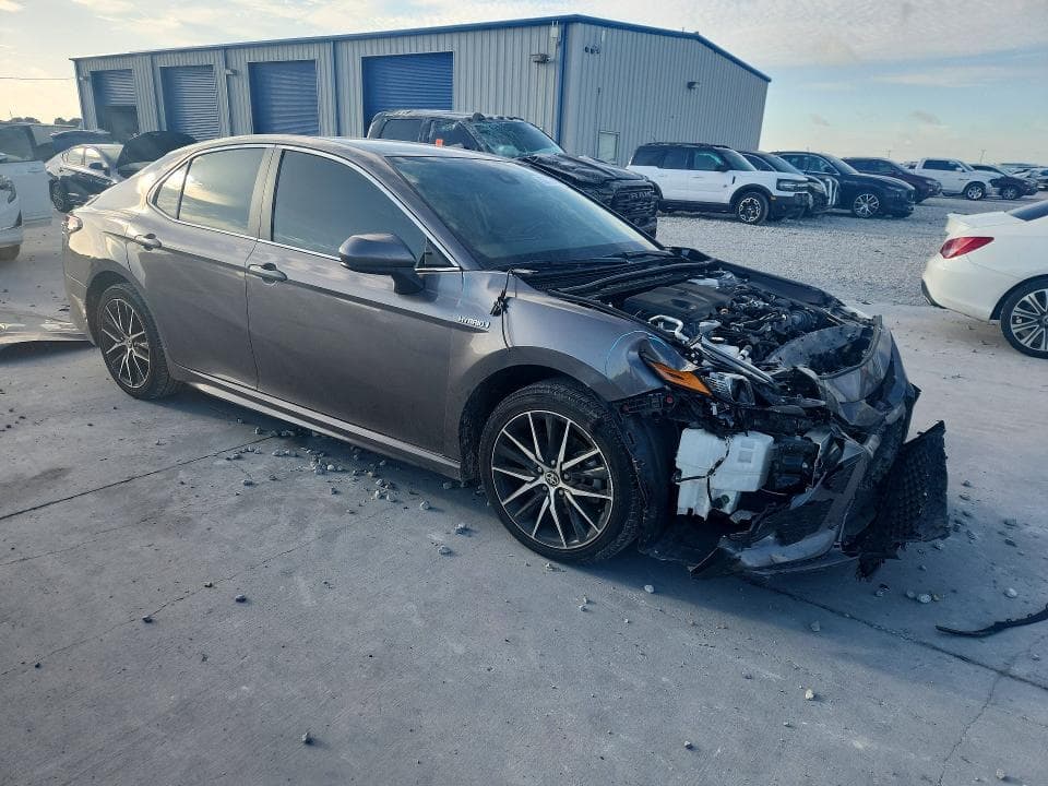 2021 TOYOTA CAMRY SE SE 4
