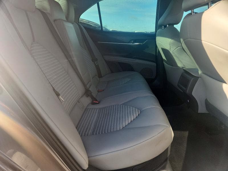 2021 TOYOTA CAMRY SE SE 10
