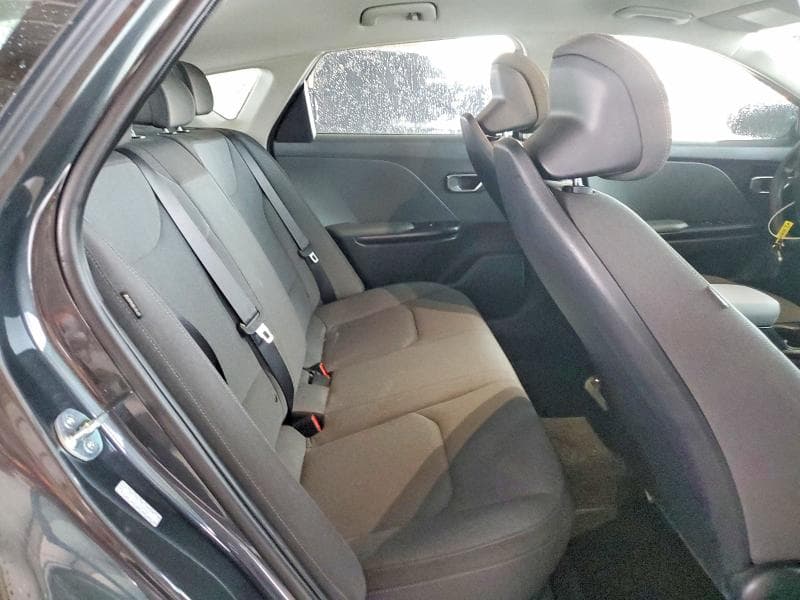 2025 KIA K4 LXS LXS 10