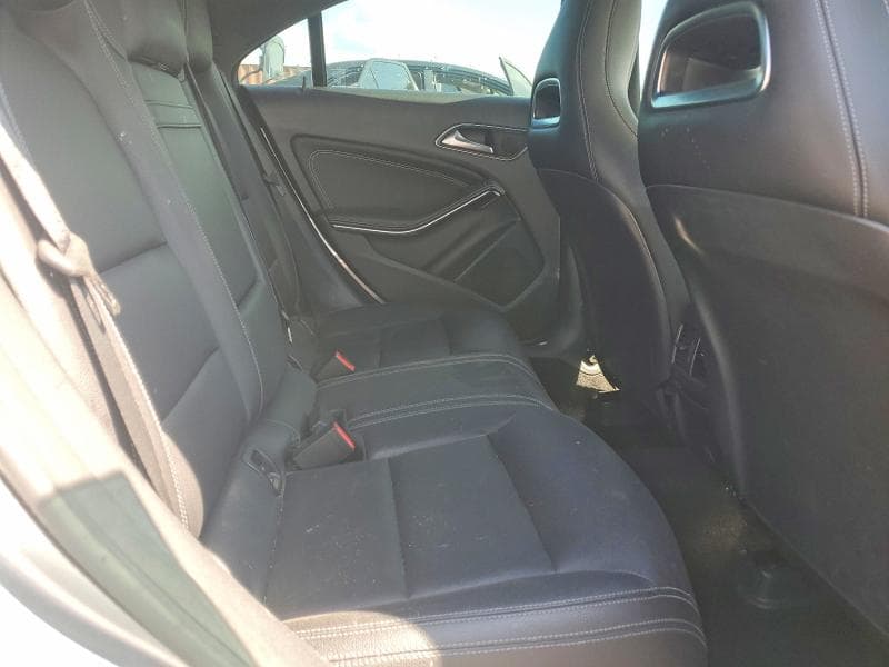 2018 MERCEDES-BENZ CLA 250 250 10