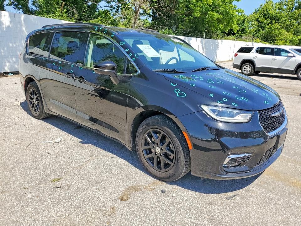 2022 CHRYSLER PACIFICA TOURING L 4