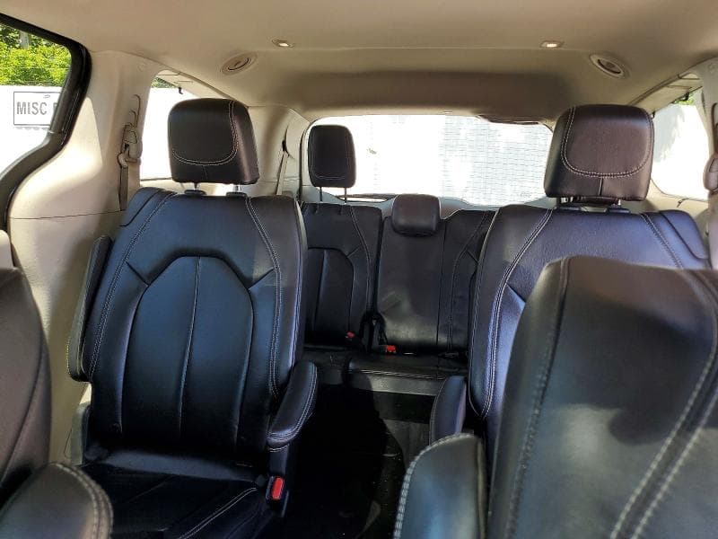 2022 CHRYSLER PACIFICA TOURING L 10