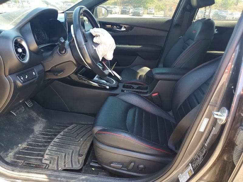 2023 KIA FORTE GT 7