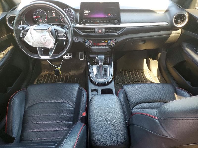 2023 KIA FORTE GT 8