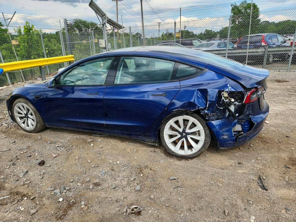 2022 TESLA 3 3