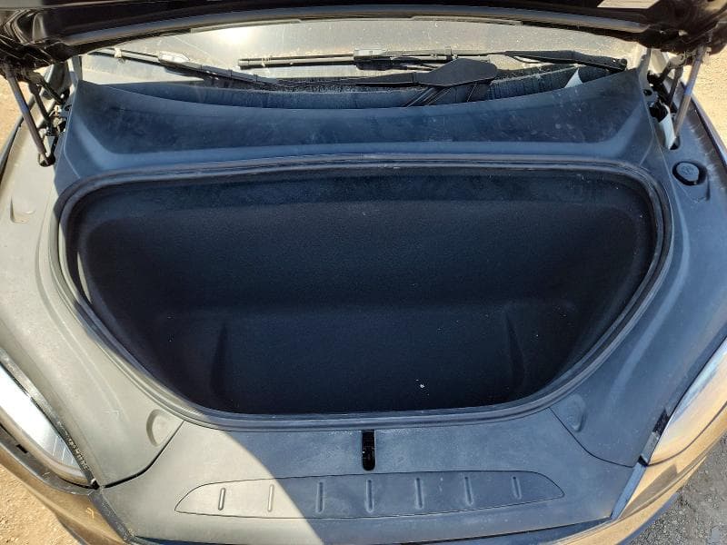 2025 TESLA MODEL X 11