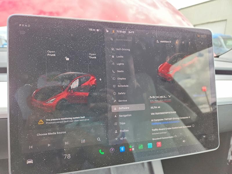 2023 TESLA MODEL Y 9