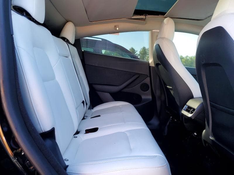2023 TESLA MODEL Y 10
