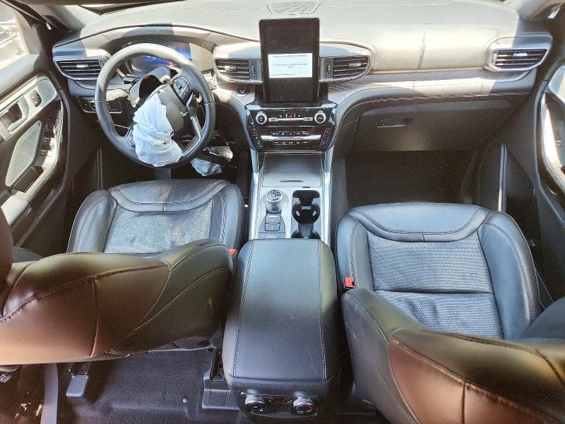 2023 FORD EXPLORER PLATINUM PLATINUM 8